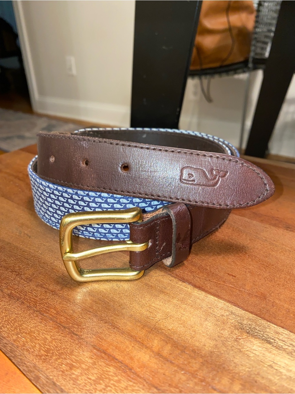 Vineyard Vines Men’s 34 Belt Leather Brass Buckle Blue Whale Canvas